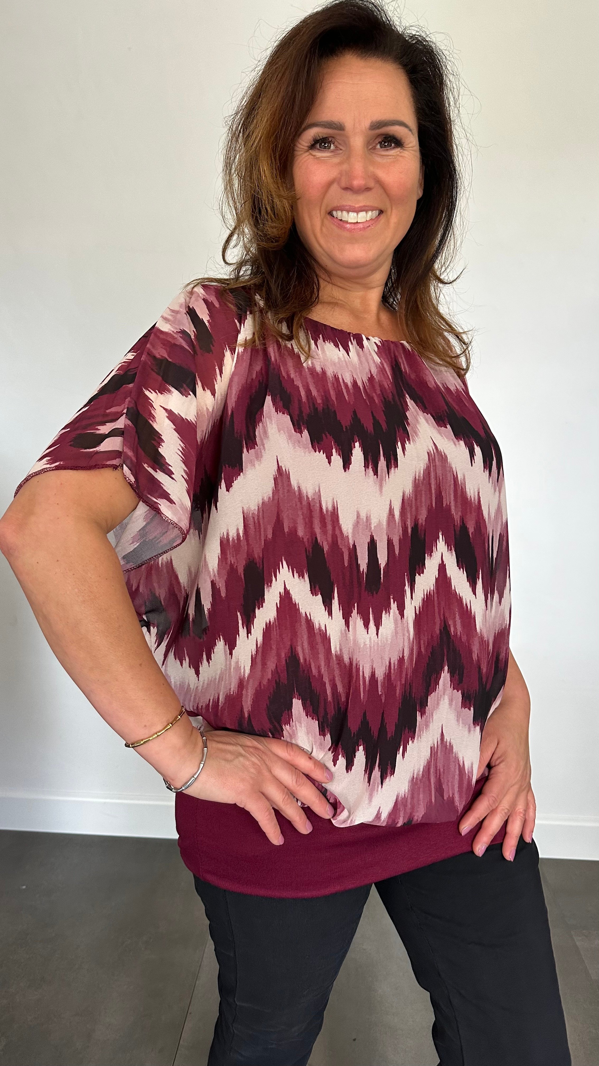Blouse met boord zigzag wijnrood