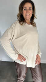 Ribbel shirt met knopen beige