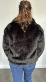 Kort bontjasje zwart (fake fur)