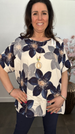 Gebloemd shirt Vera met ketting Marine