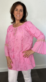 Broderie blouse met flared mouw pink SALE