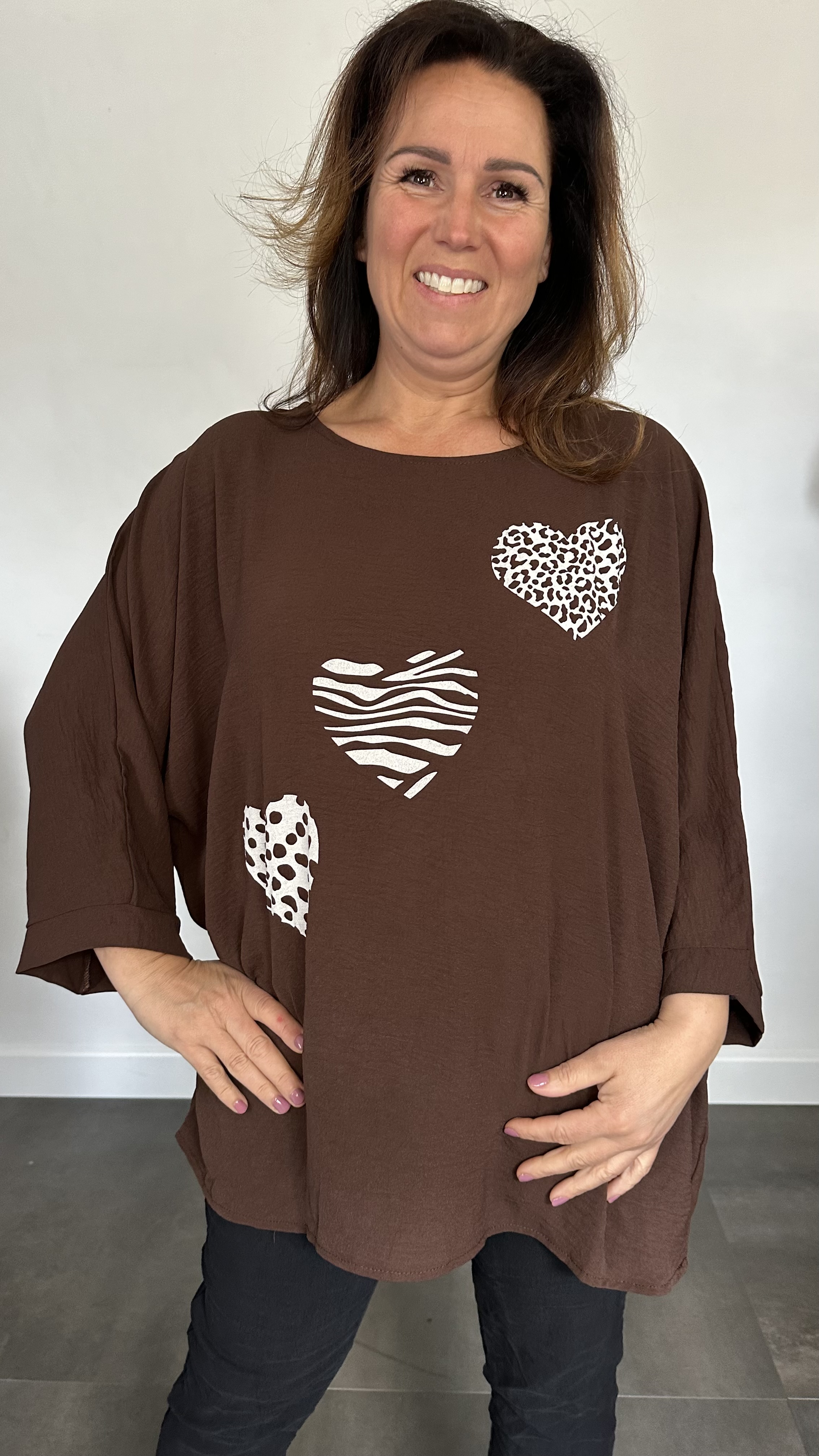 Crepe shirt hearts +SIZE bruin