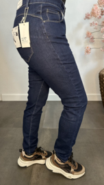 B.S. SLIM fit /Push Up stretch jeans