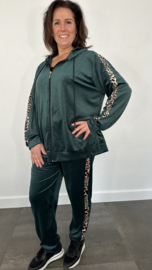 SALE 2-Delig velvet comfy pak met panter streep donker groen