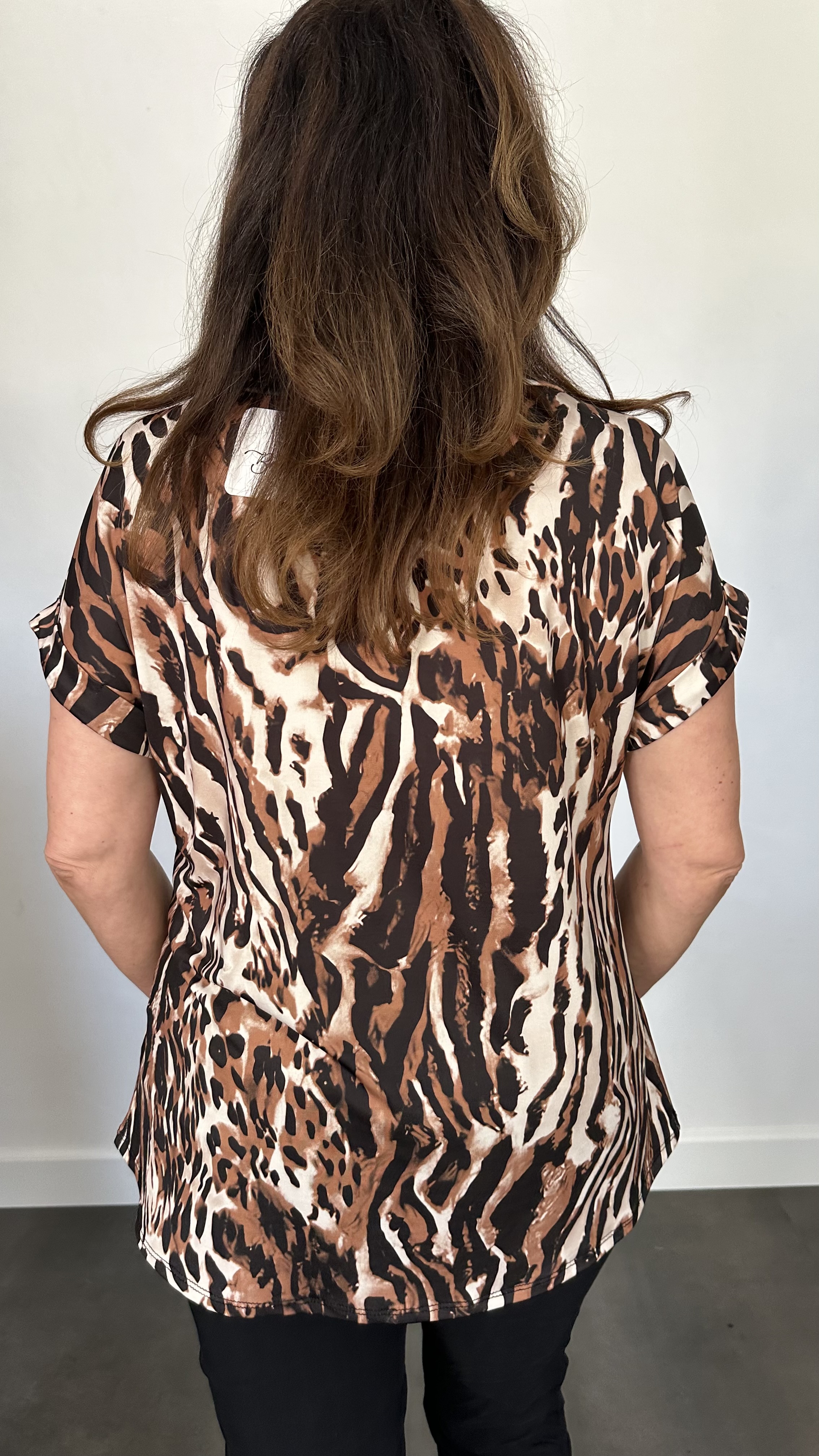 Travel shirt  animal bruin