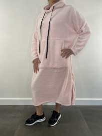 Fluffy jurk met capuchon baby roze