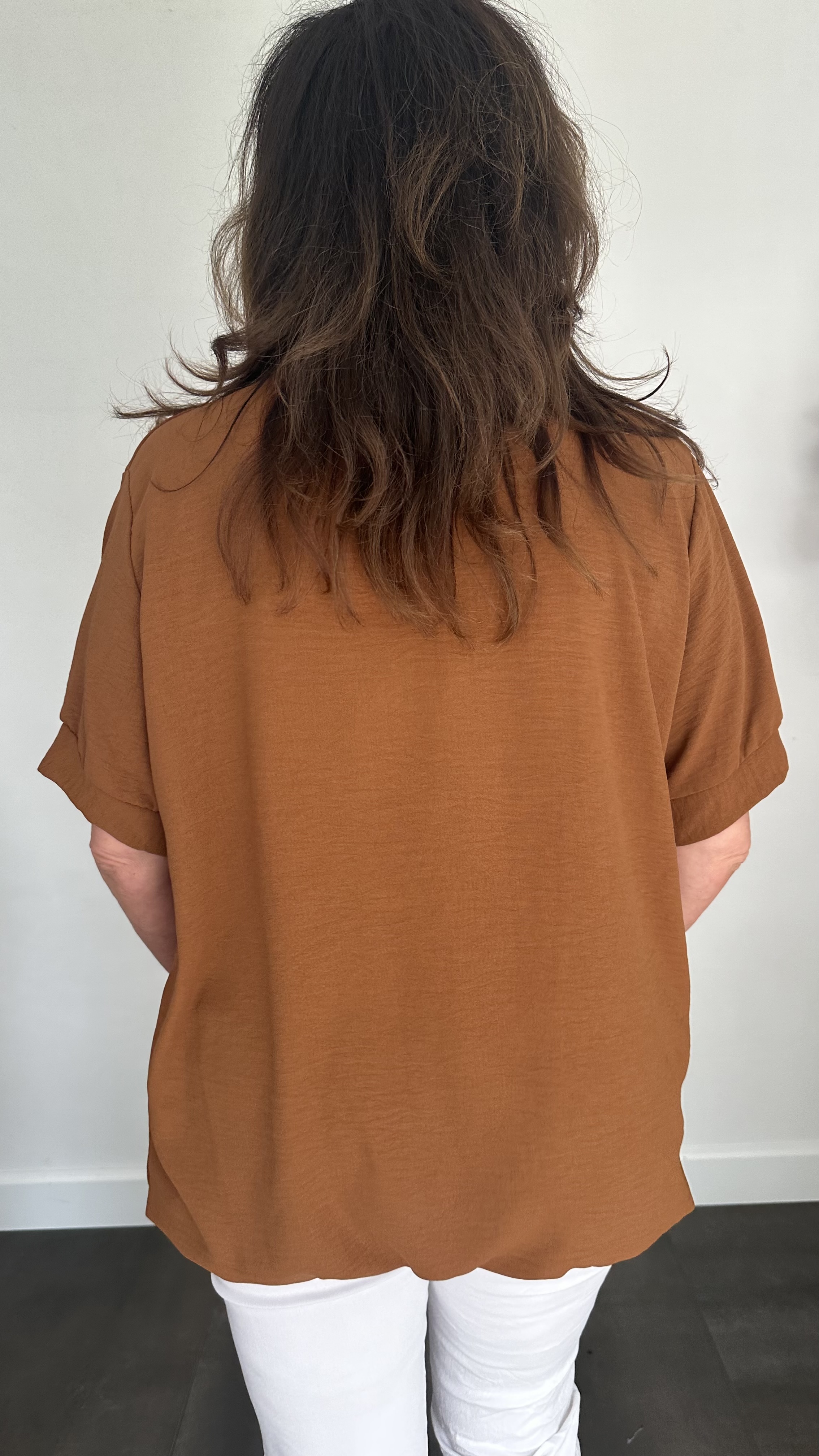 Top Maya korte mouw +SIZE cognac