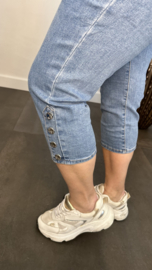 Capri stretch Jeans met knopen