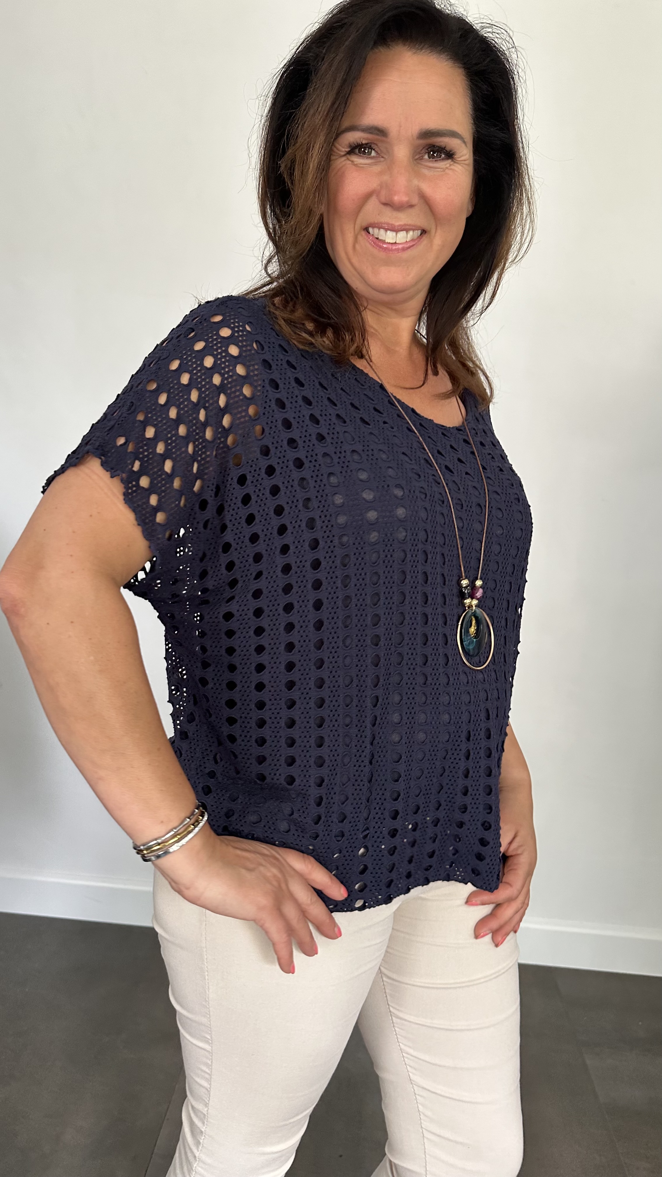 Shirt Lara met ketting marine