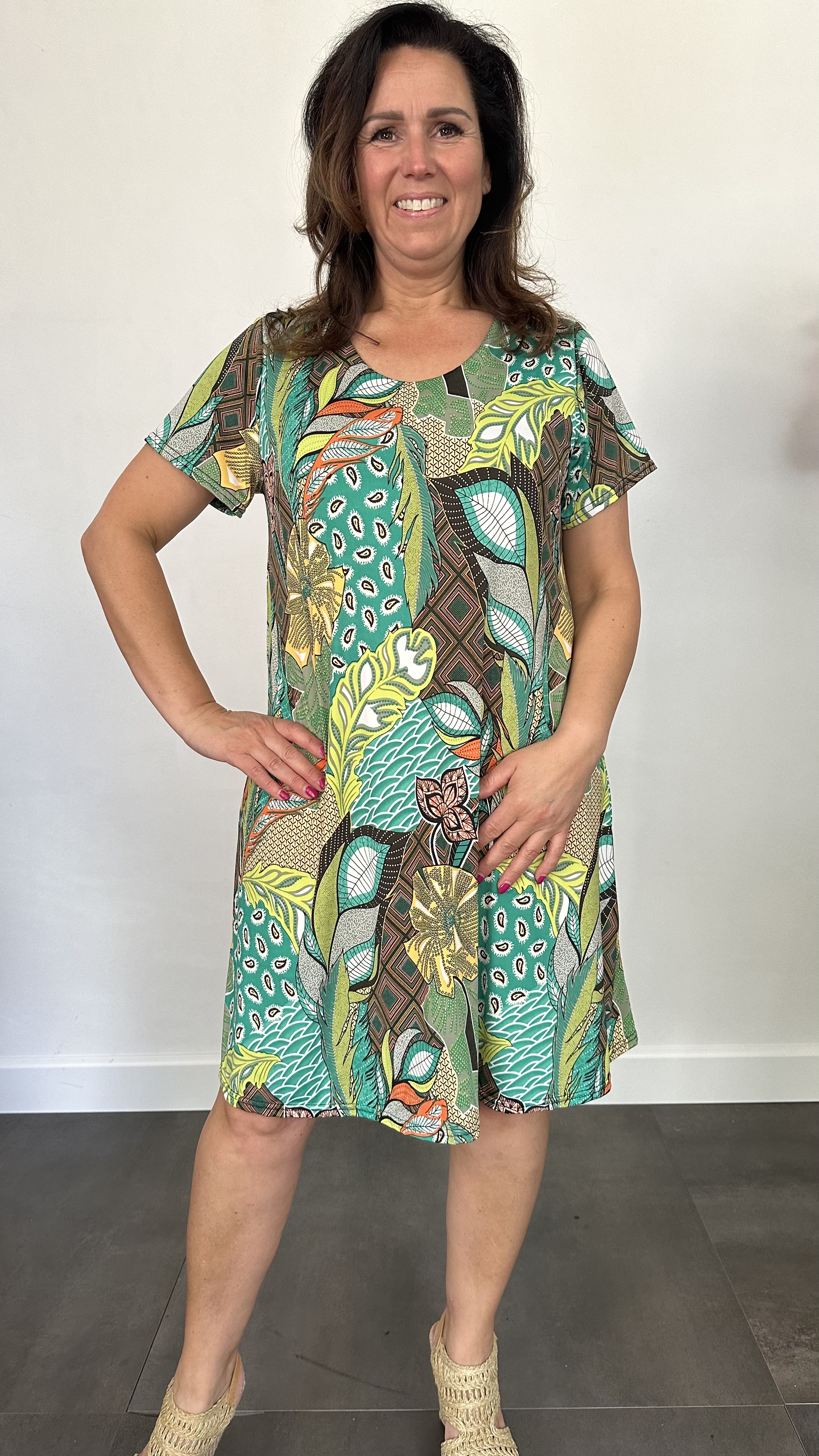 Jurk Dorena paisley leaves groen