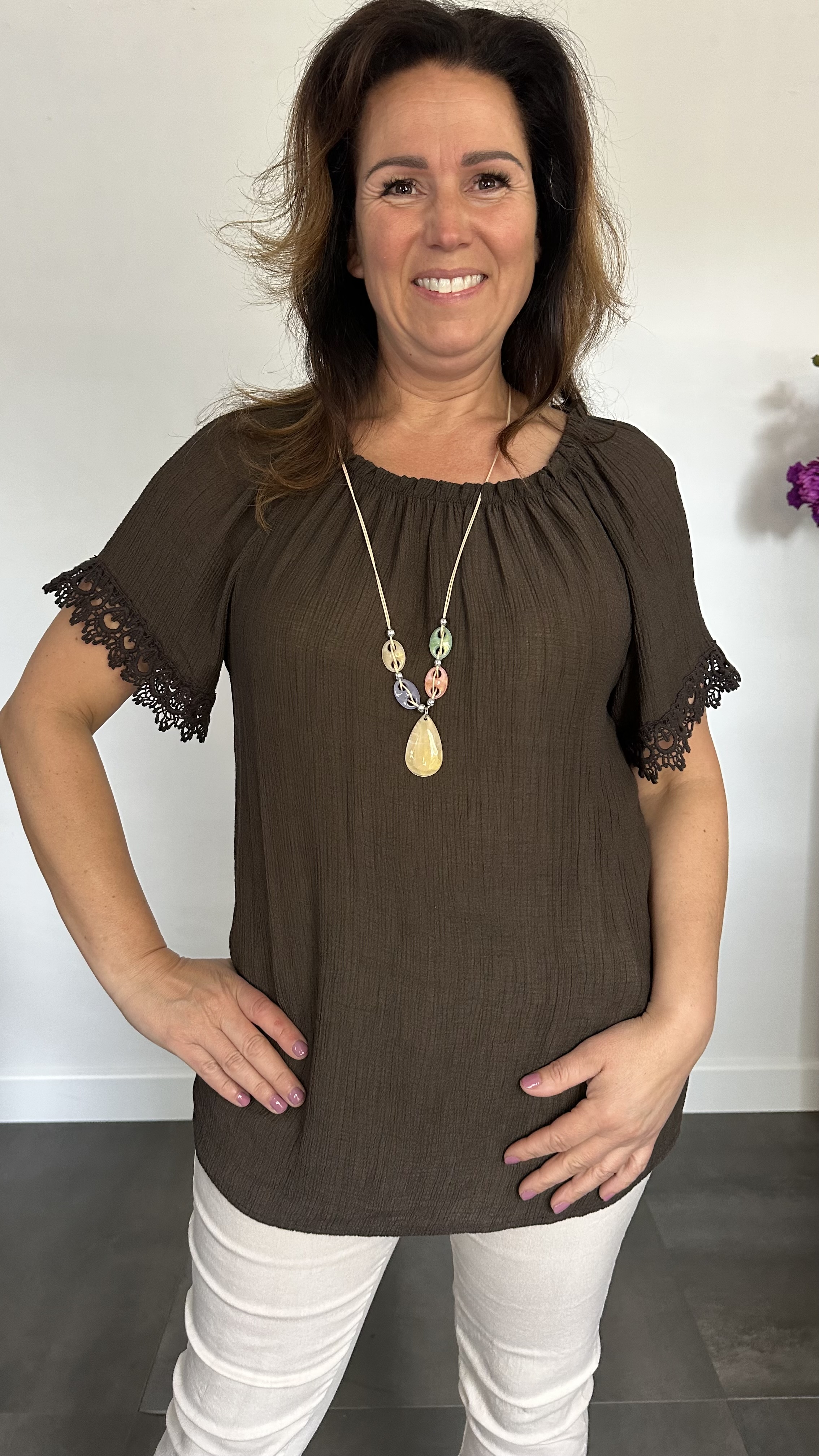 Crinkle shirt met kant bruin