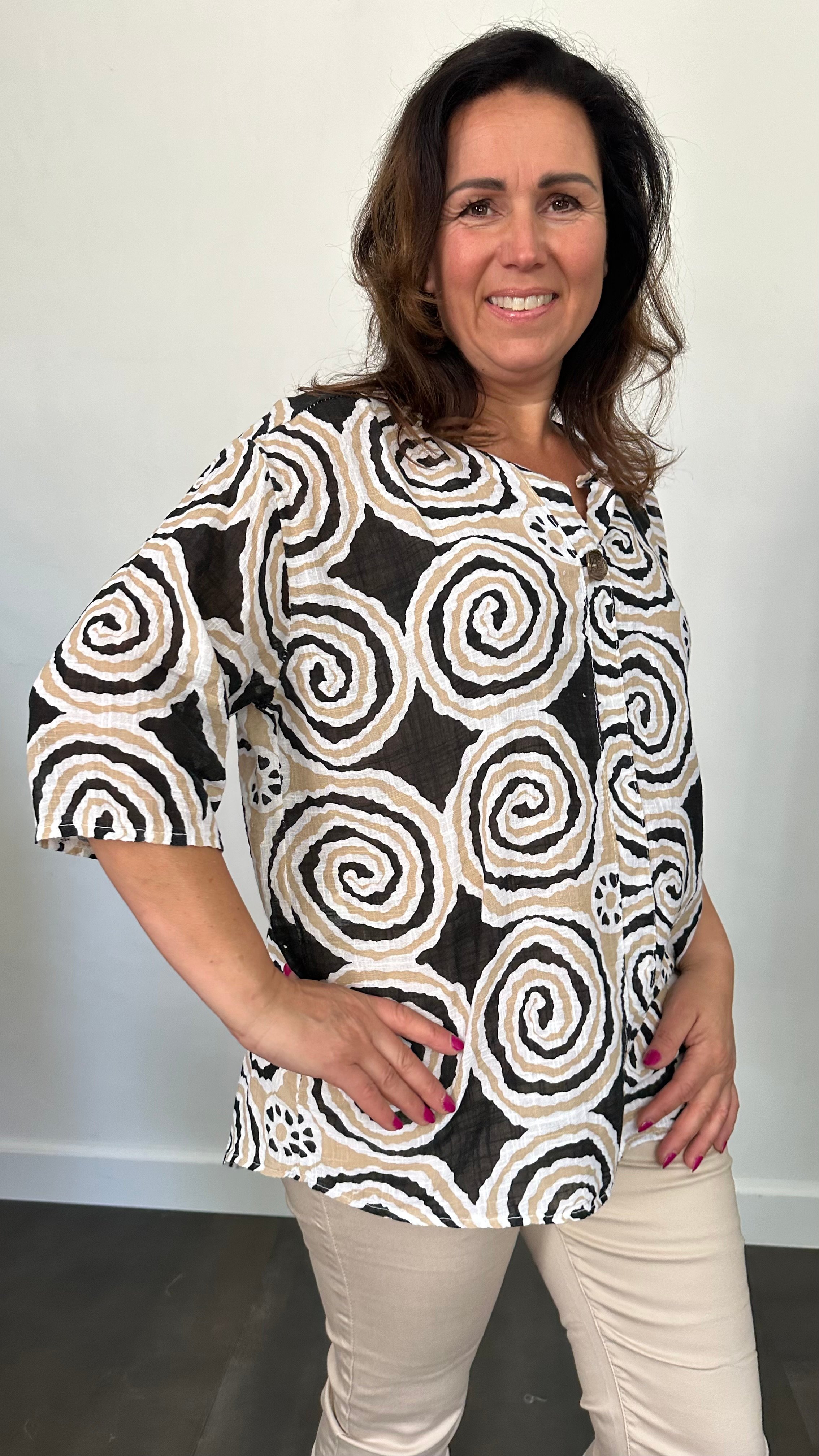 Linnenlook blouse cirkels zwart