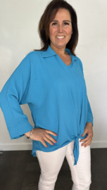 Blouse debby met knoop en kraagje turquoise blauw +SIZE SALE