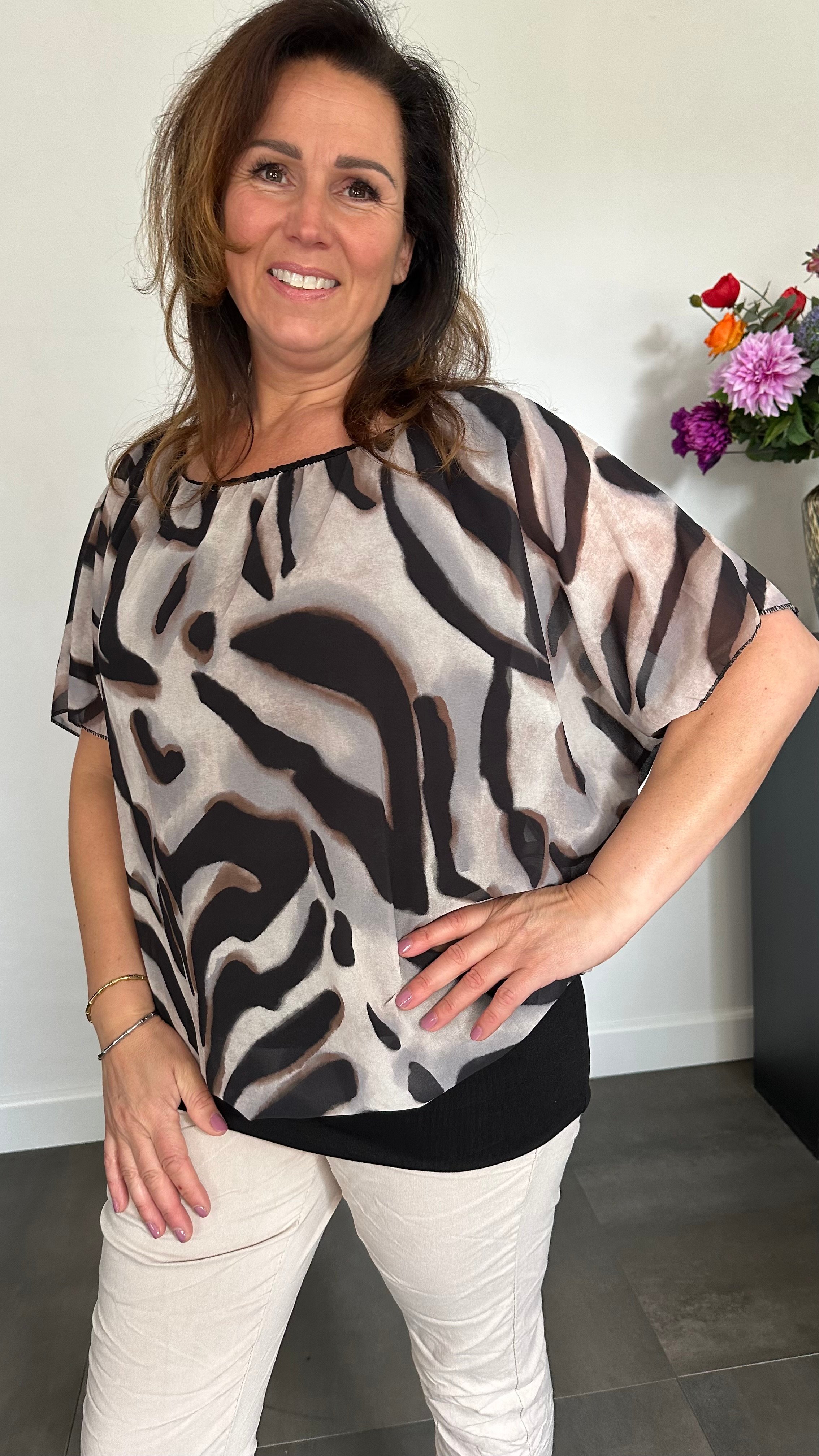 Blouse met boord lava zwart