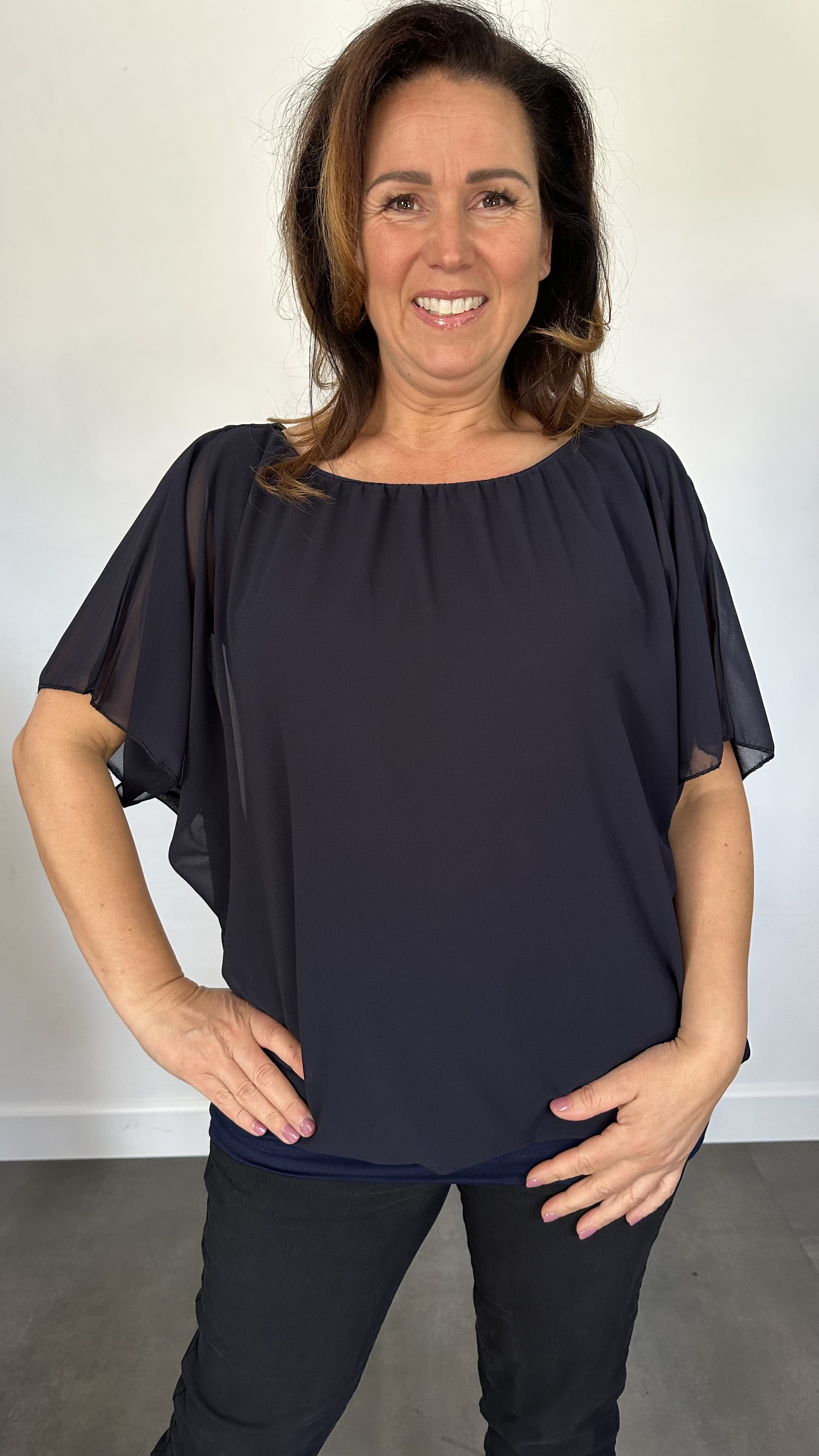 Blouse met boord korte mouw +SIZE marine