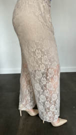 Kanten broek lacey met wijde pijp zand