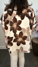 Gebloemd shirt Vera met ketting Bruin