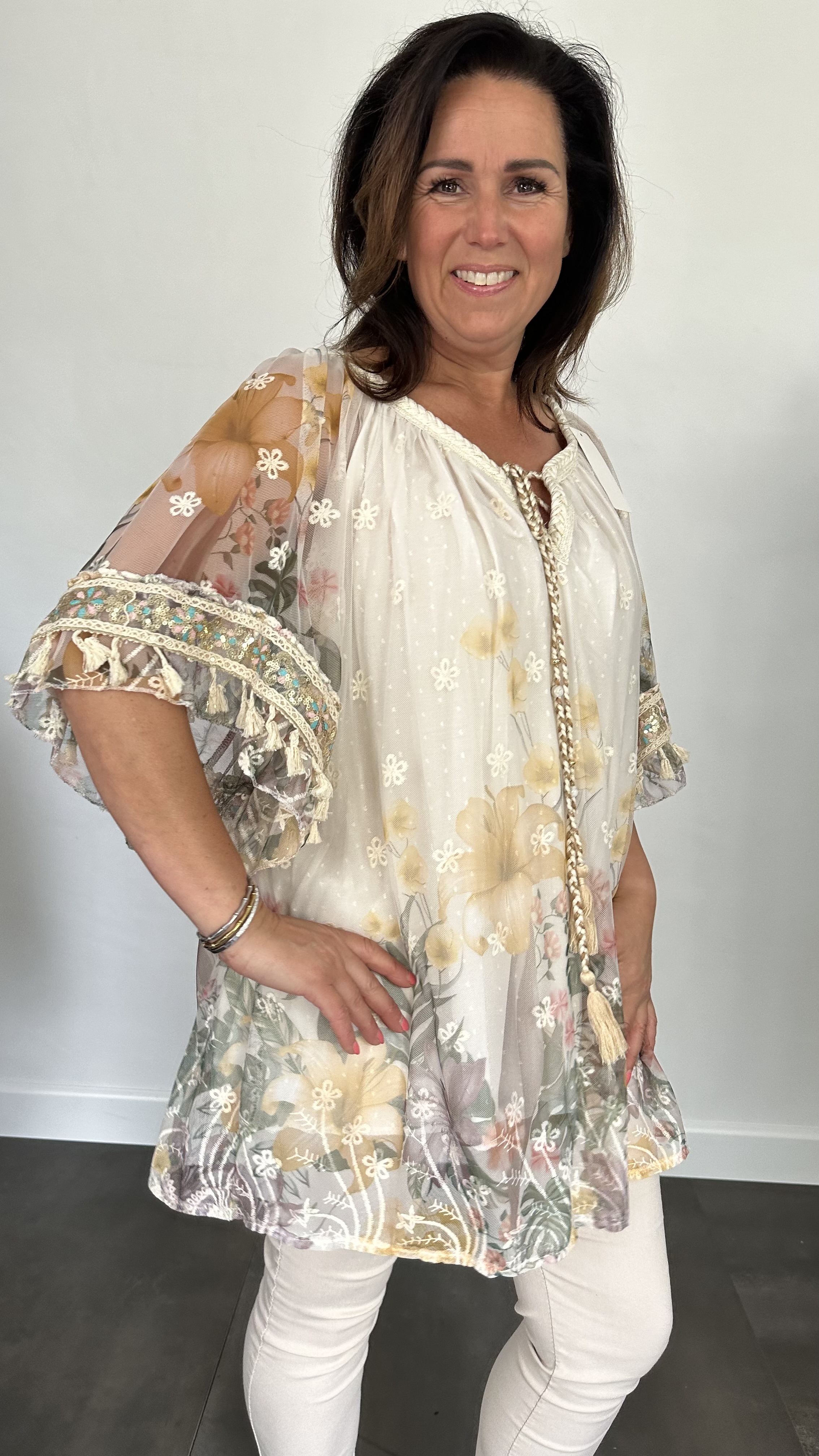 Tule tuniek met bloemen print +SIZE geel