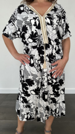Jurk met elastiek in de taille (soft) gebloemd zwart/wit