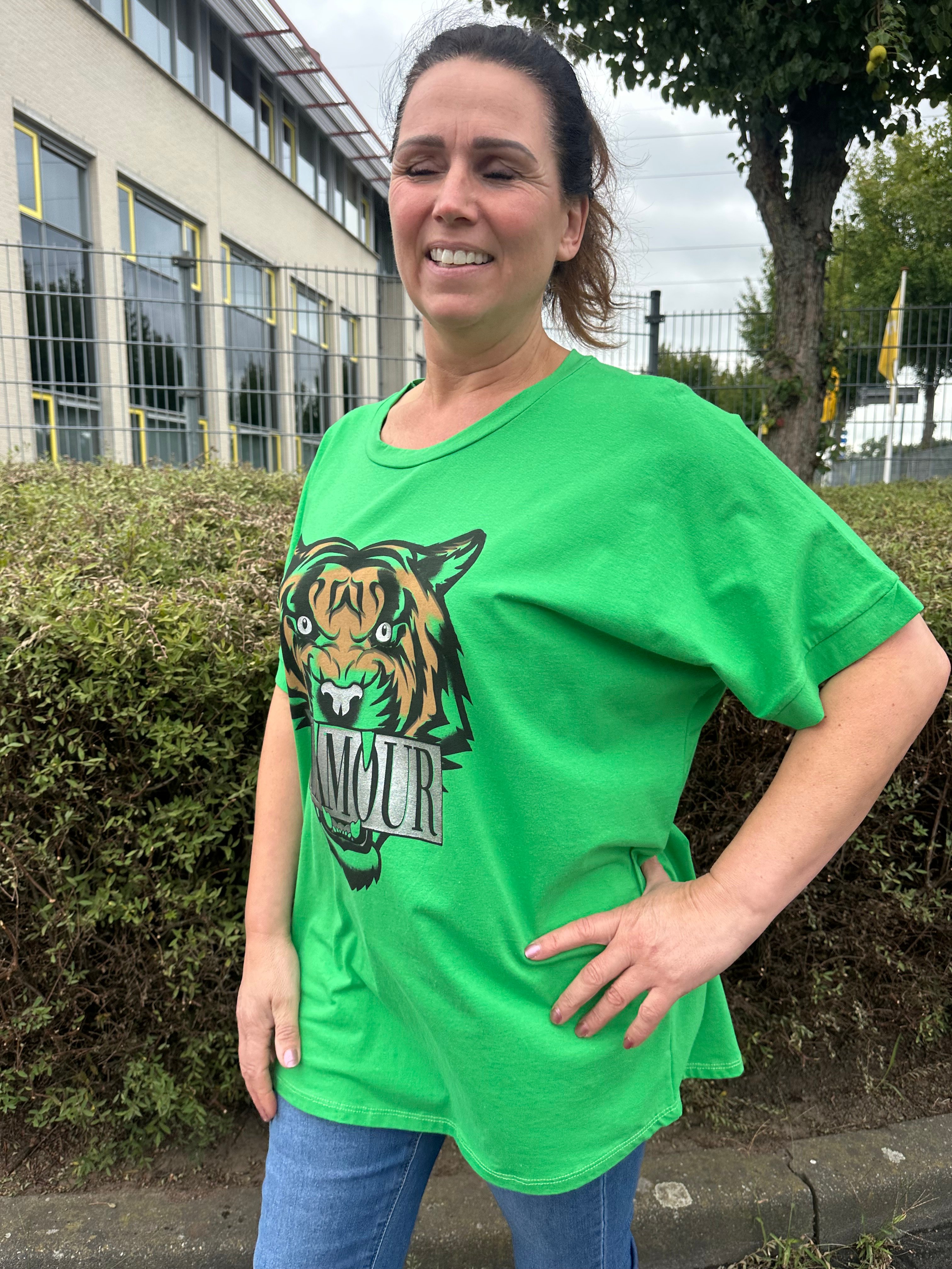 Oversized t-shirt Glamour appeltjes groen SALE