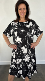 A-lijn jurk bloemen zwart /wit +SIZE