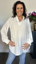 Crepe blouse Leonie met ruche Ecru