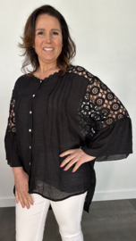 Blouse met kant Conny zwart +SIZE