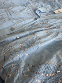 Blouse Isabella bling ijsblauw +SIZE
