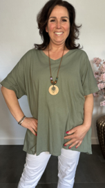T-Shirt Dewi met GRATIS ketting army