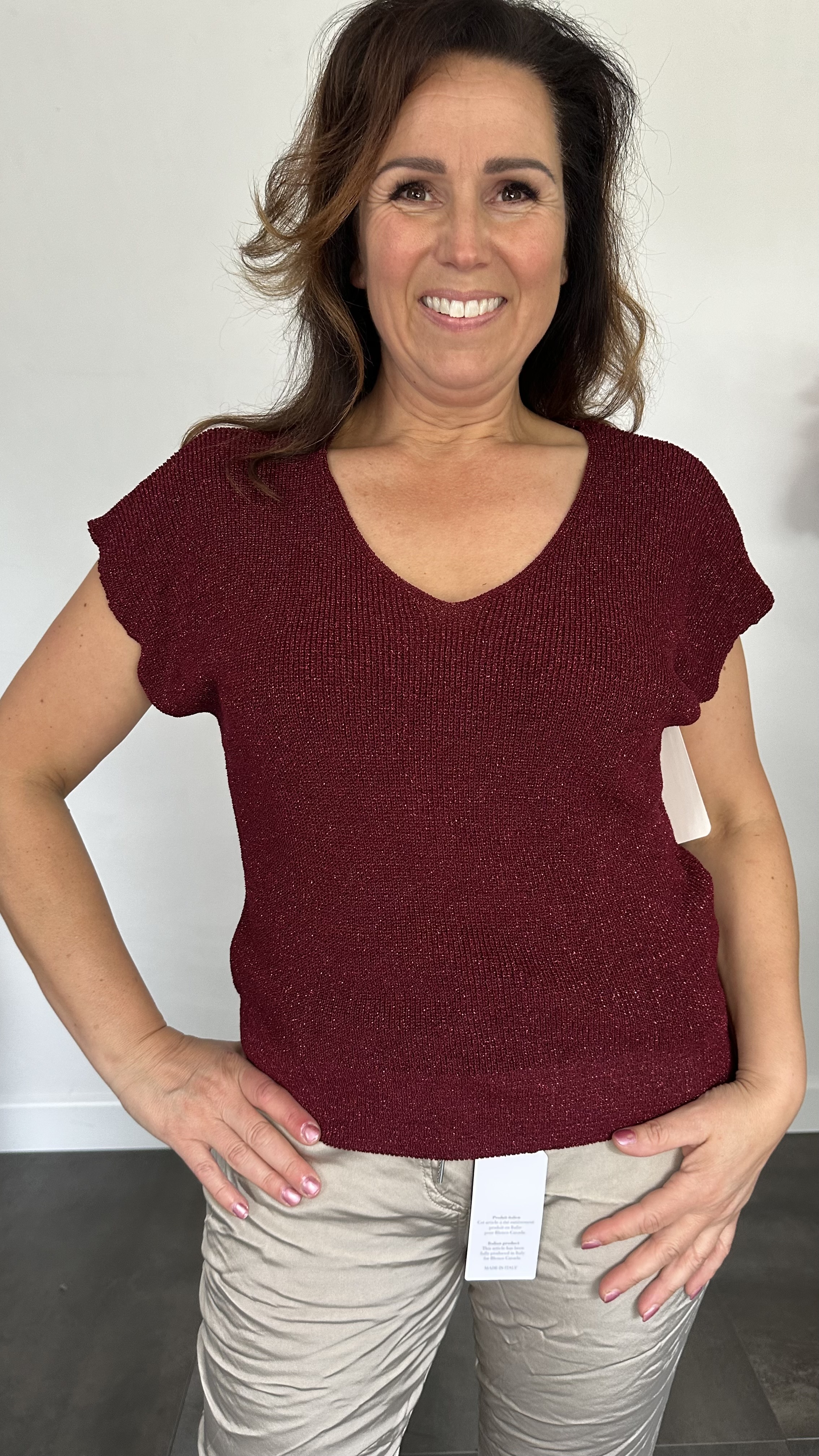 Fijn gebreid truitje met lurex bordeaux