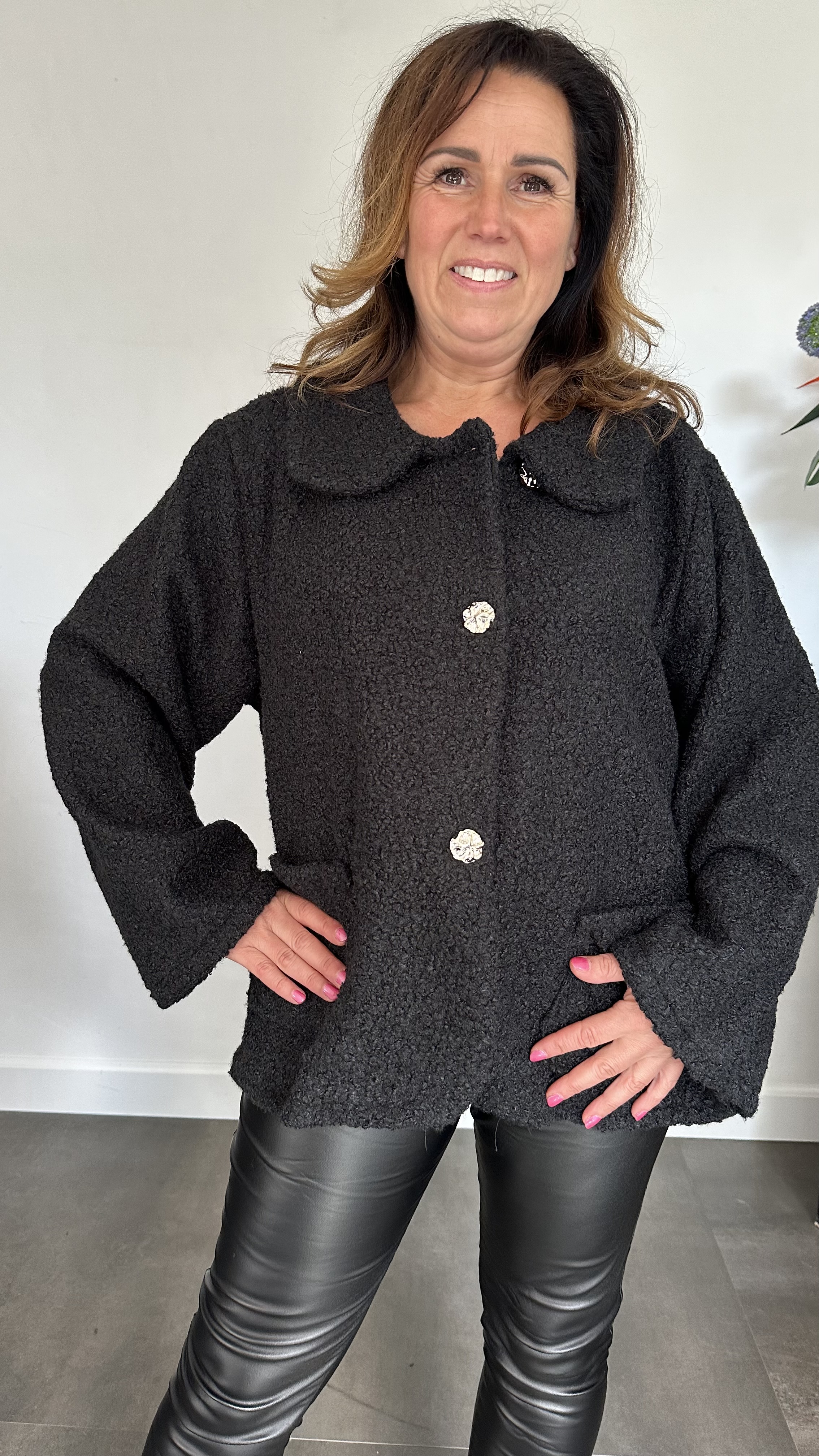 Boucle jasje zwart