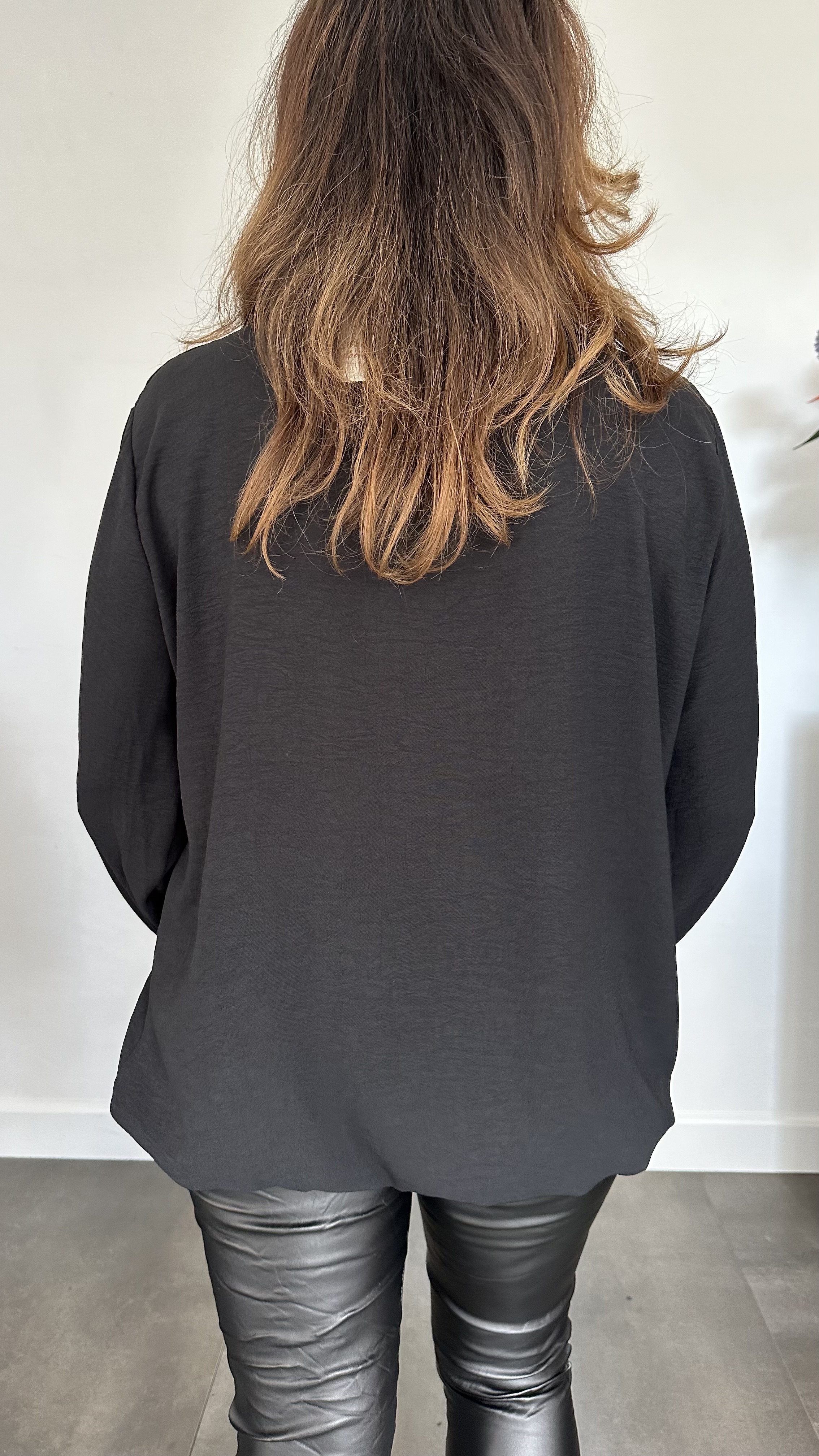 Top Maya lange mouw +SIZE zwart