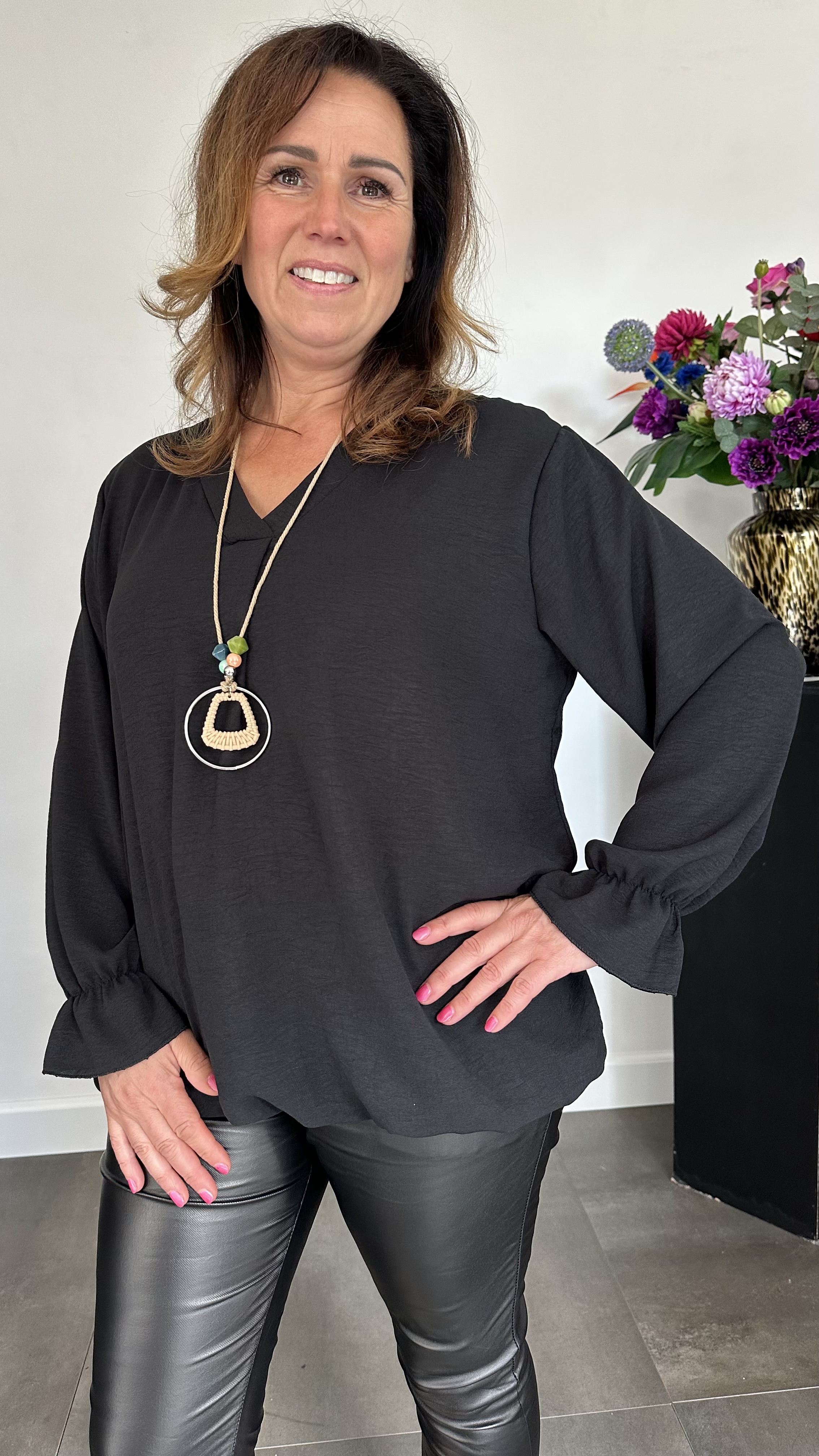 Top Maya lange mouw +SIZE zwart