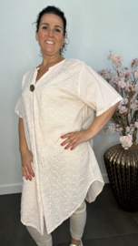 Broderie tuniek met knoop Roze