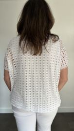 Shirt Lara met ketting wit