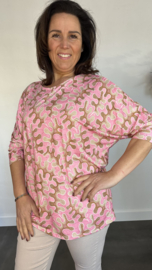 Shirt Debby fantasy met vleermuismouw pink SALE