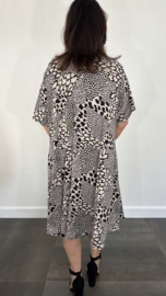 A-lijn jurk croco zwart /zand +SIZE