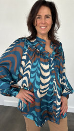 Satijnen blouse met pofmouw tijger petrol