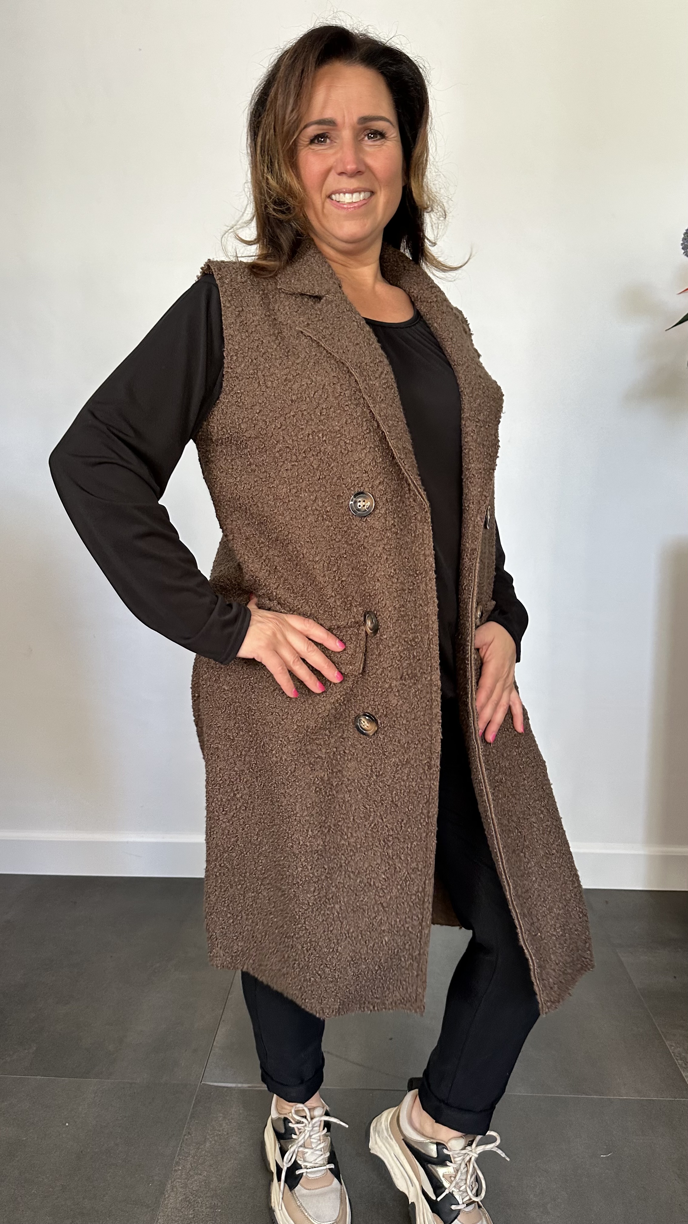 Lange teddy bodywarmer bruin