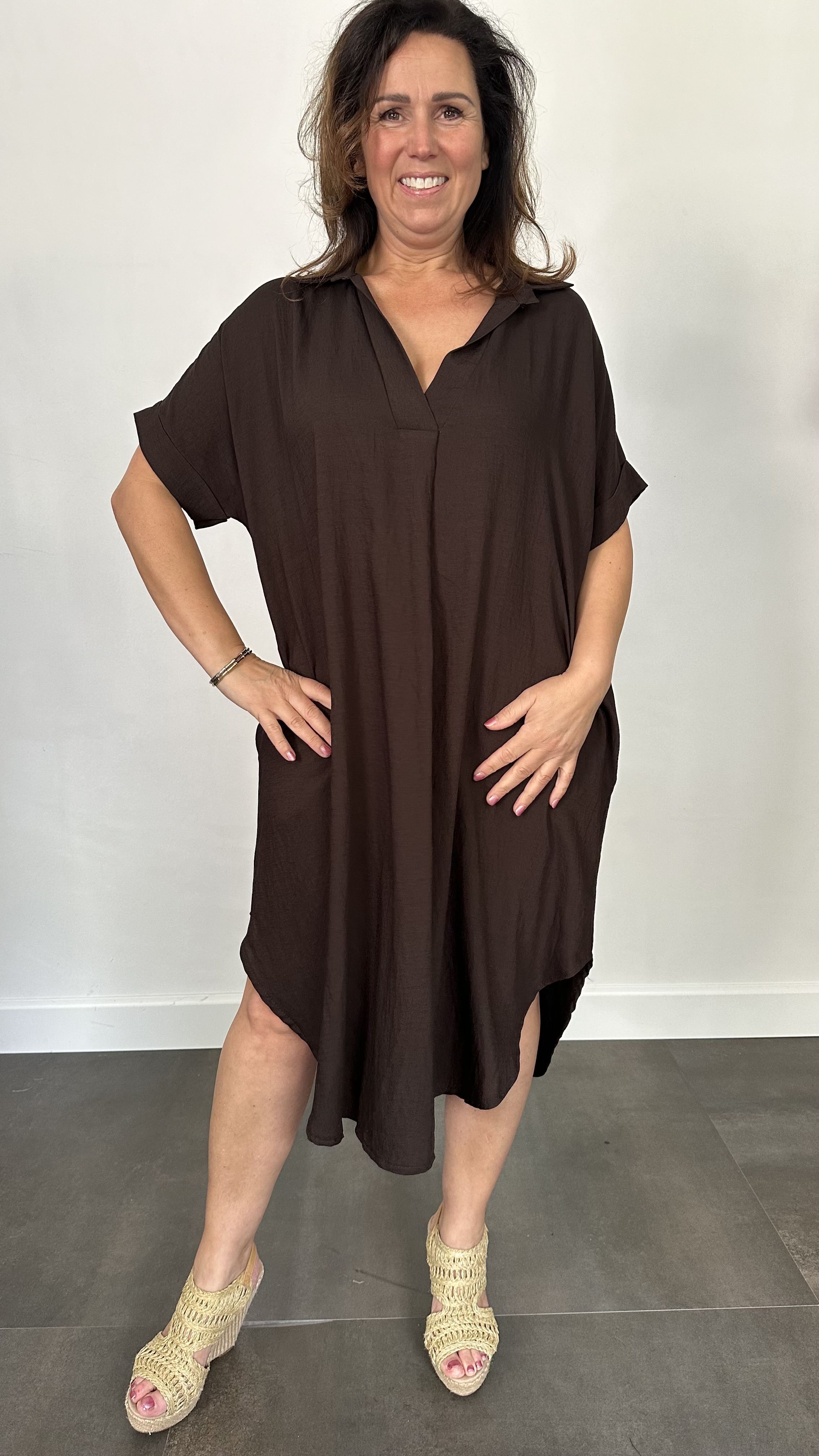 Jurk Leya uni +Size Donker bruin
