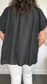 Broderie blouse Olivia Zwart