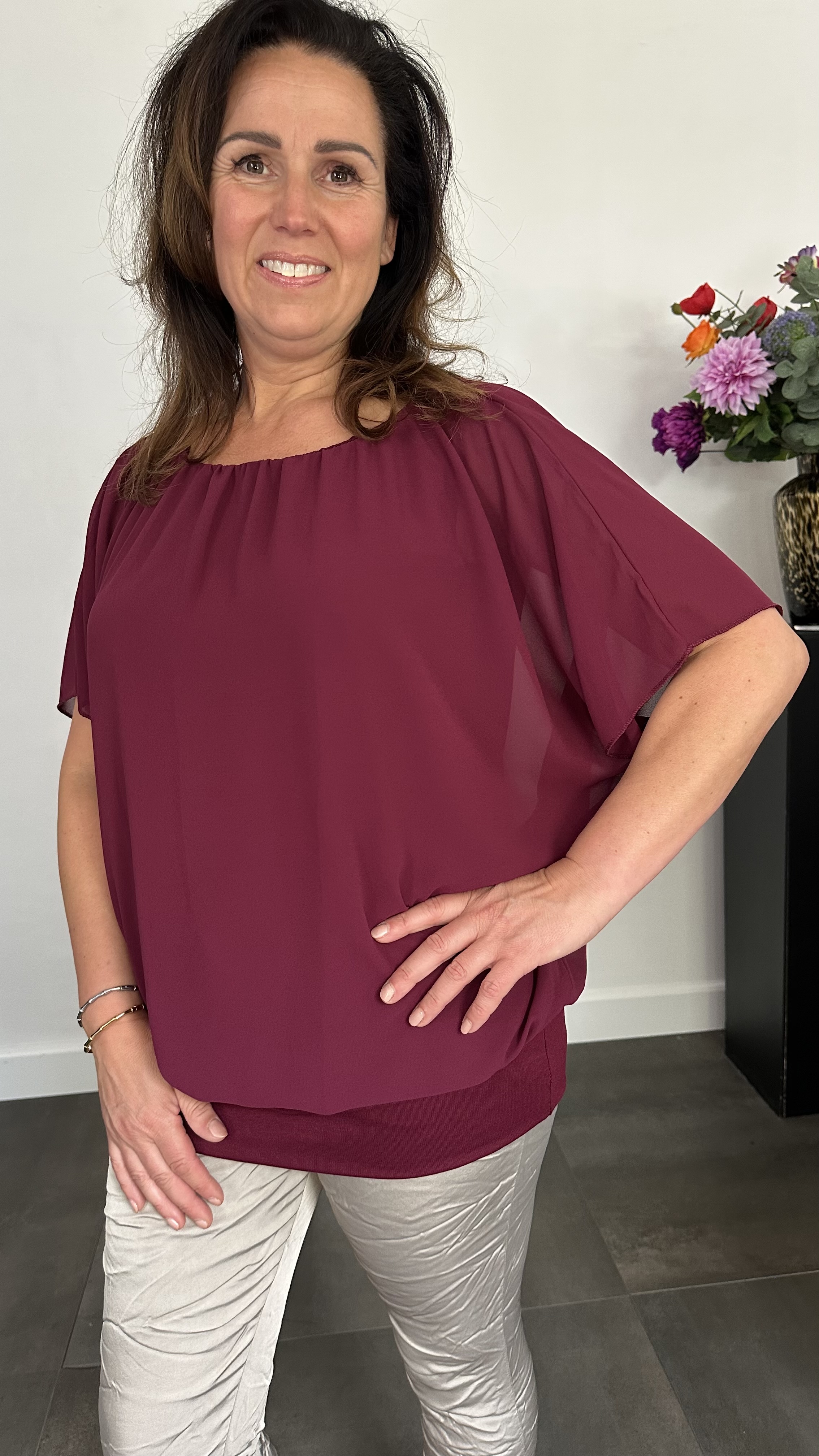Blouse met boord korte mouw +SIZE aubergine