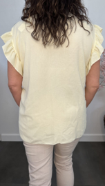 Shirt Britt met knopen en ruche Botergeel