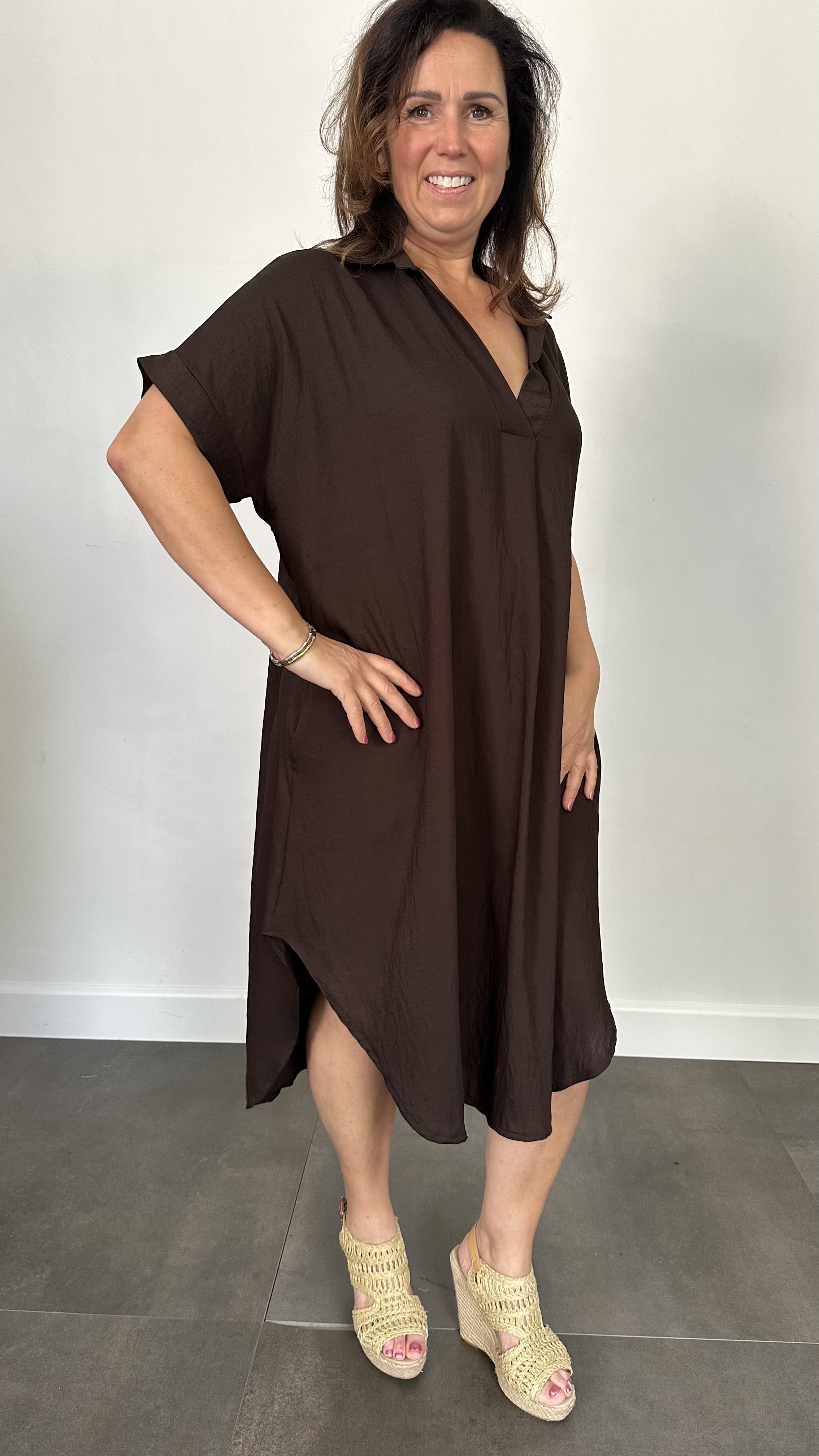 Jurk Leya uni +Size Donker bruin