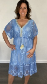 Kanten jurk Lara licht blauw