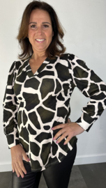 Velvet shirt met v-hals en pofmouw giraffe army