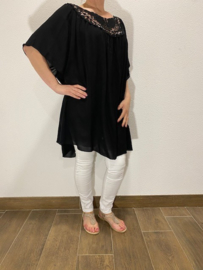 Tuniek vlinder zwart