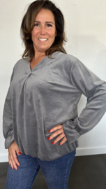 Velvet top Bianca +SIZE licht grijs