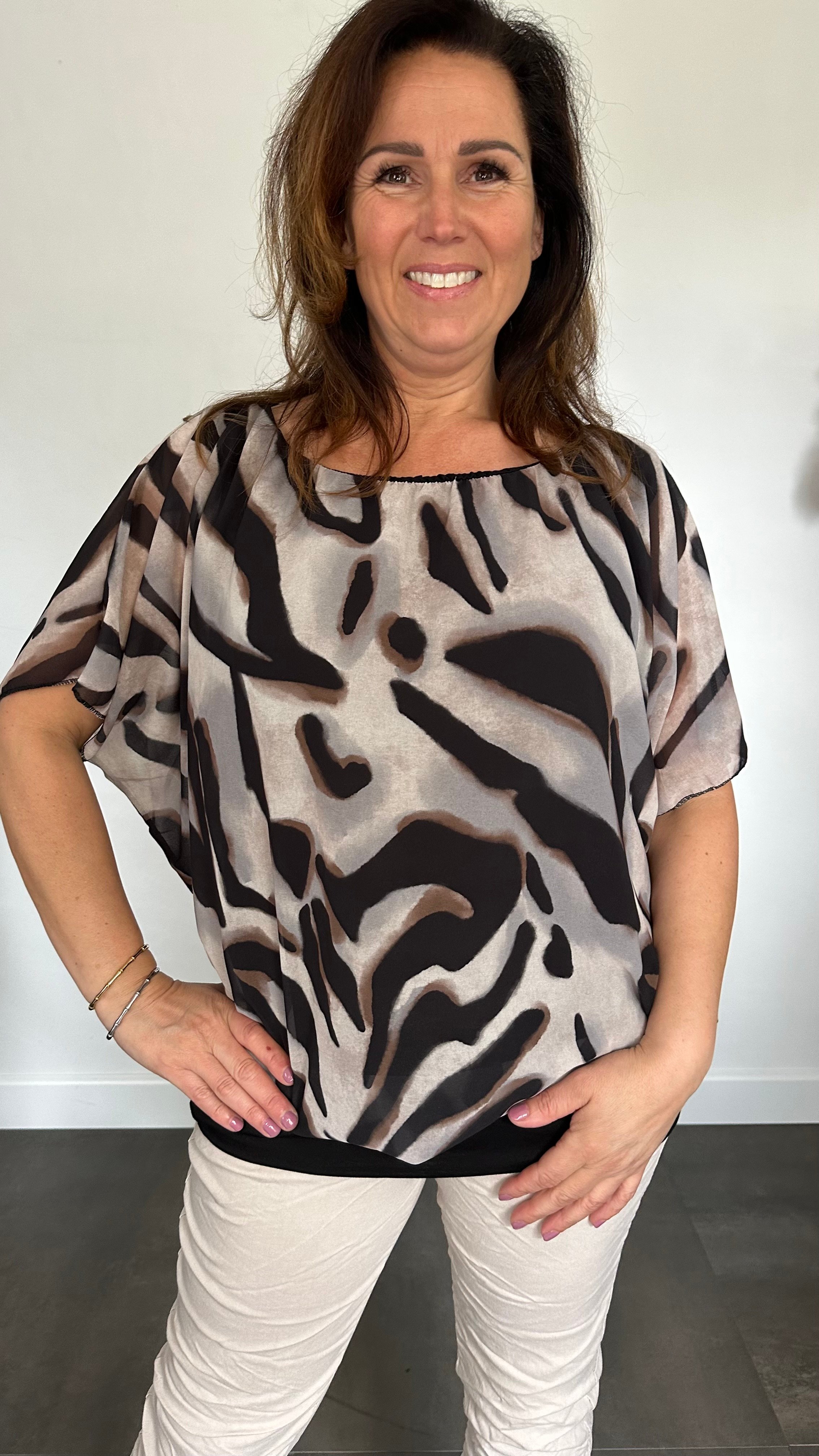 Blouse met boord lava zwart