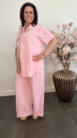 2-Delig pak met v-hals en sjaaltje Roze